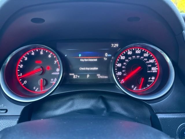 Used 2019 Toyota Camry XSE FWD image 16