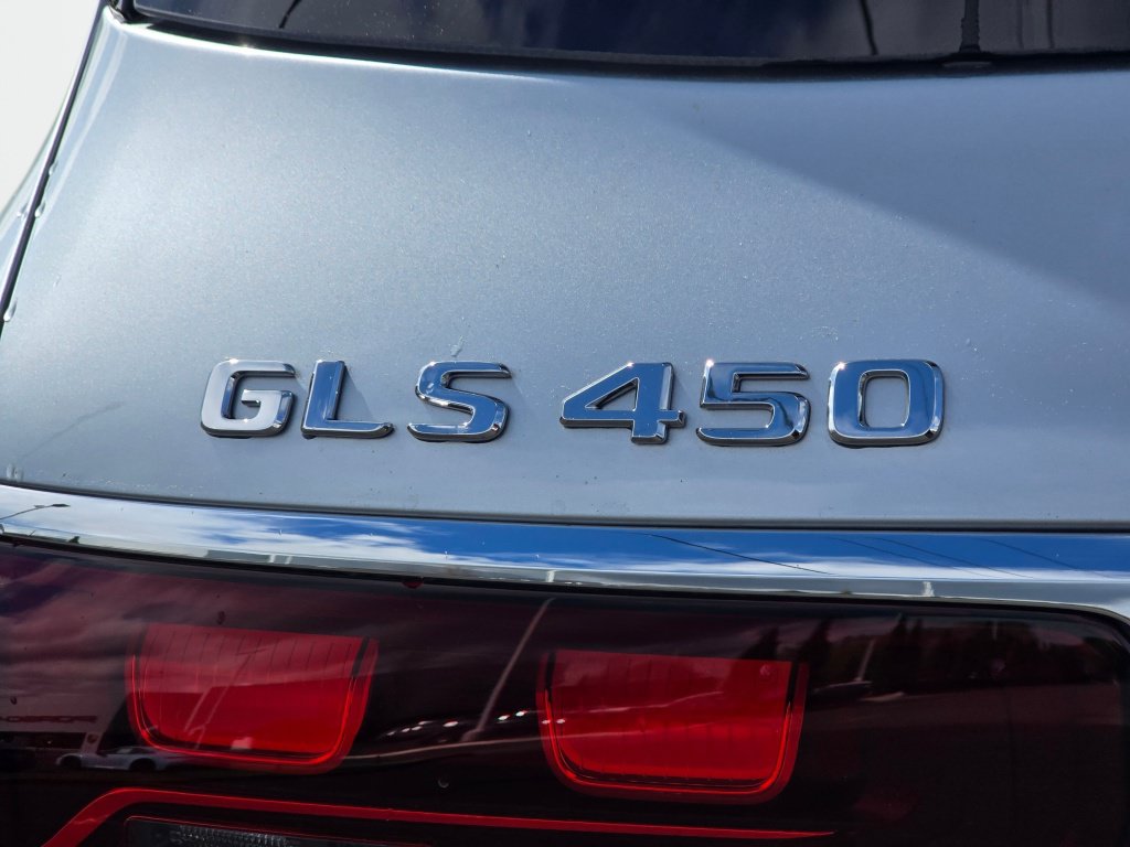 New 2026 Mercedes-Benz GLS 450 4MATIC image 33