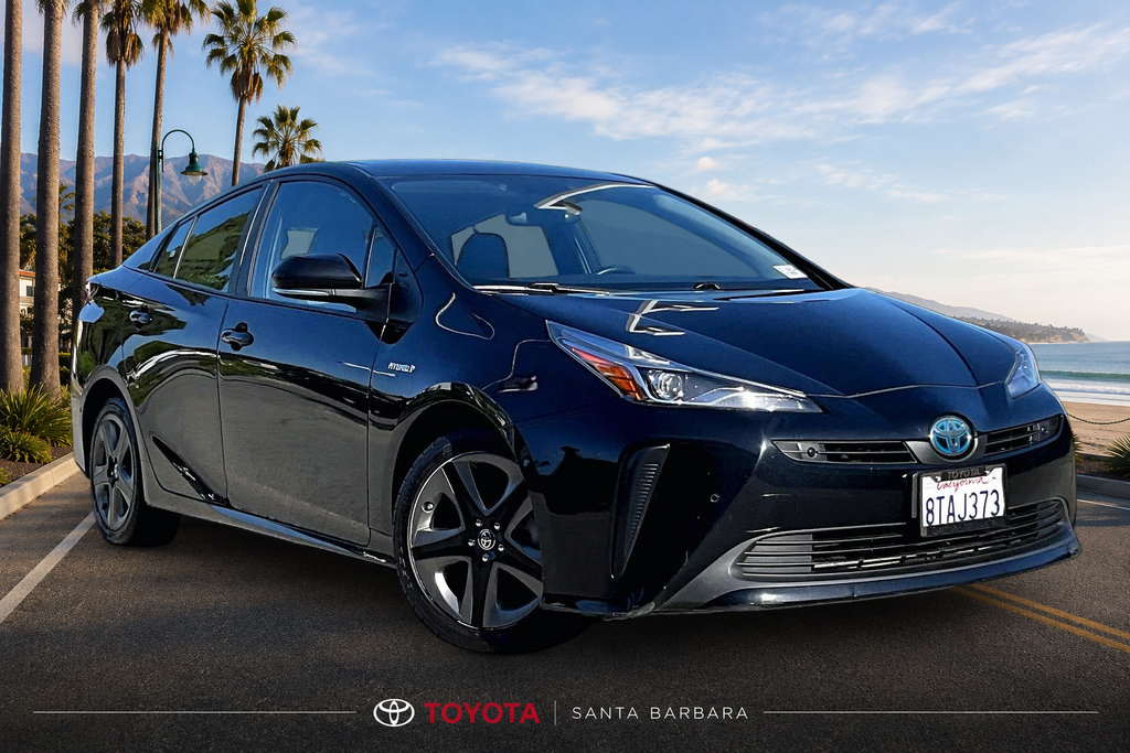 Used 2021 Toyota Prius XLE