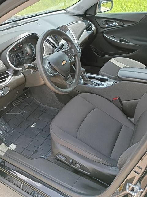 Used 2024 Chevrolet Malibu LT FWD image 11