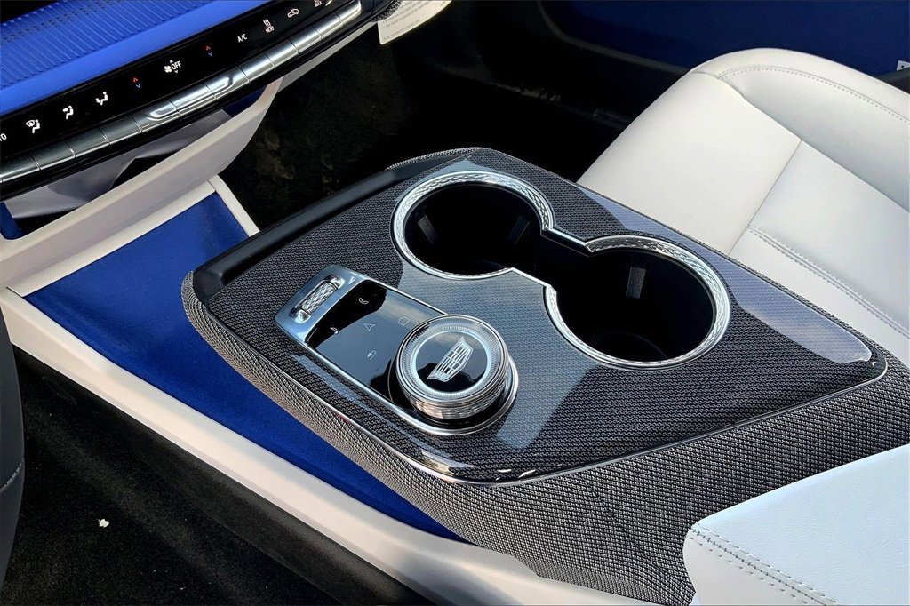 New 2026 Cadillac Optiq Sport 1 image 10