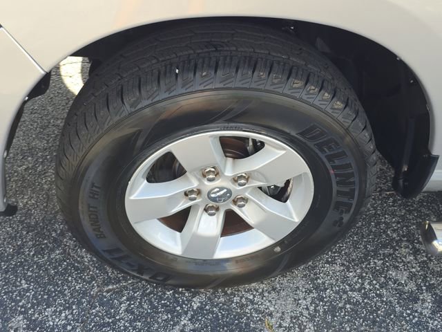 Used 2017 RAM 1500 Express RWD image 7