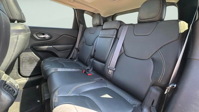 Used 2016 Jeep Cherokee Limited AWD/4WD image 26