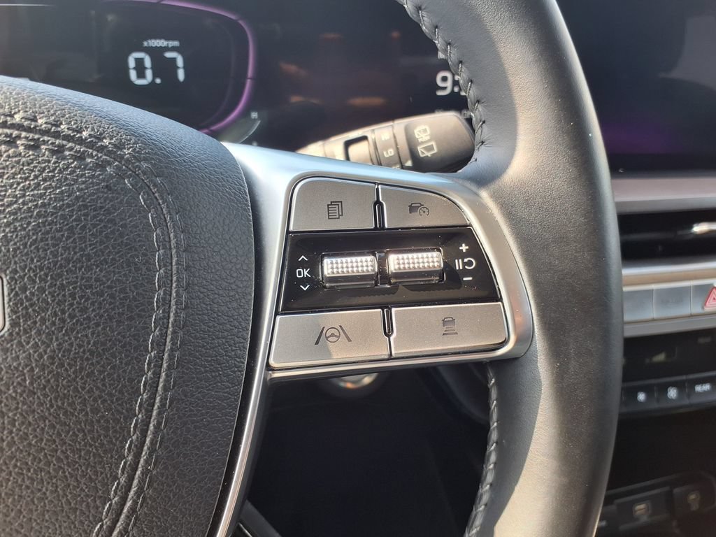 Used 2024 Kia Telluride LX FWD image 27