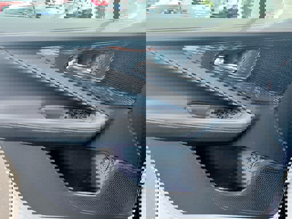 New 2025 Chevrolet Blazer EV LT image 47