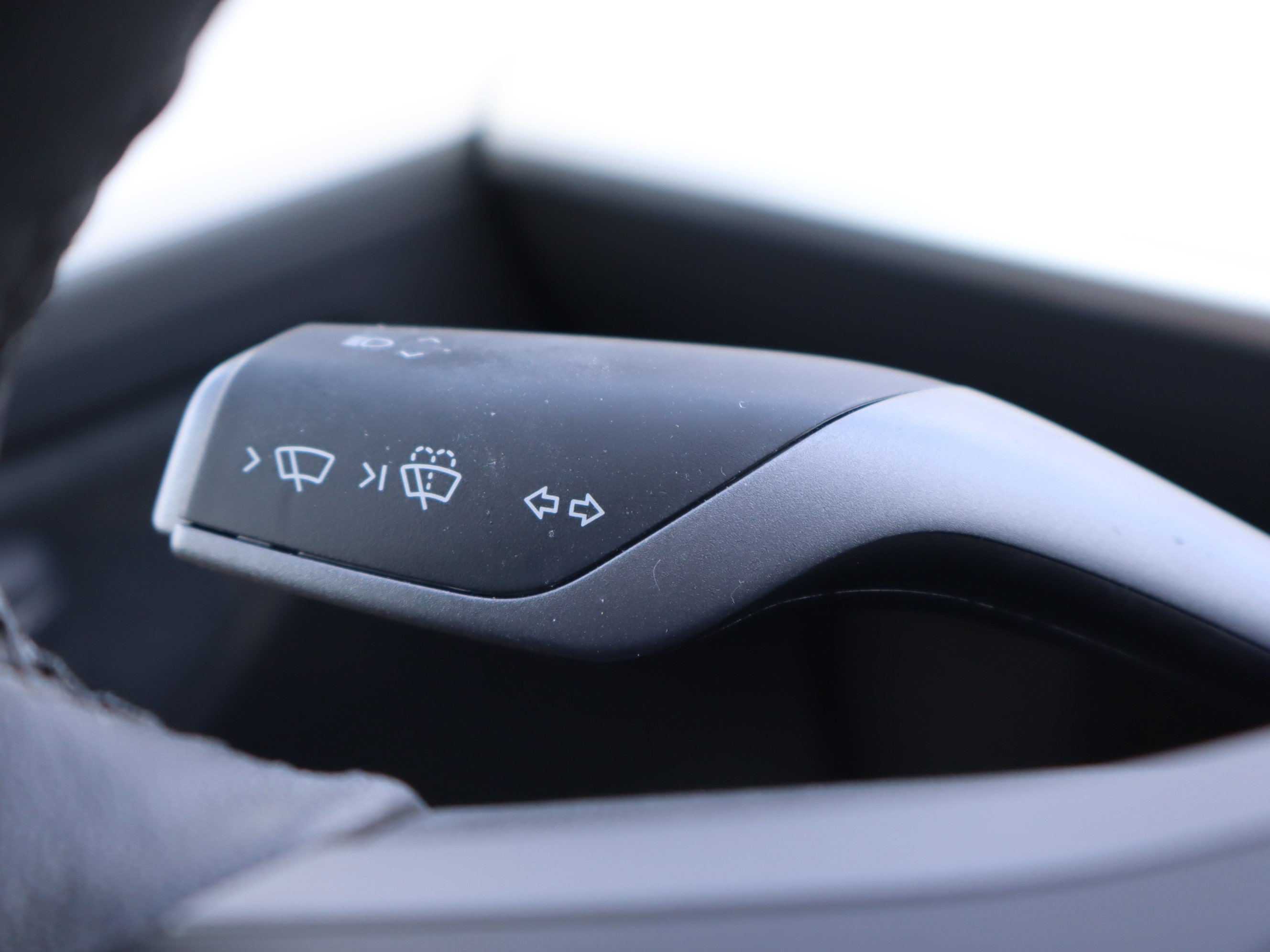 Used 2023 Tesla Model Y AWD image 21