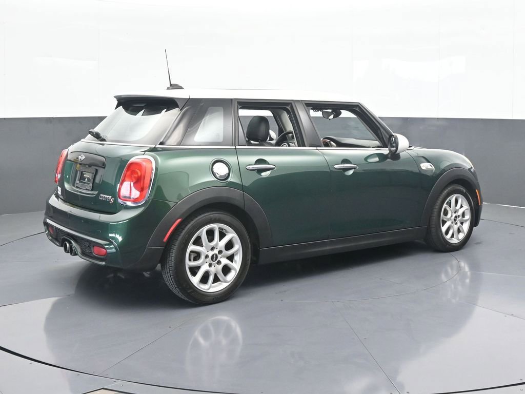Used 2016 MINI Cooper S image 6