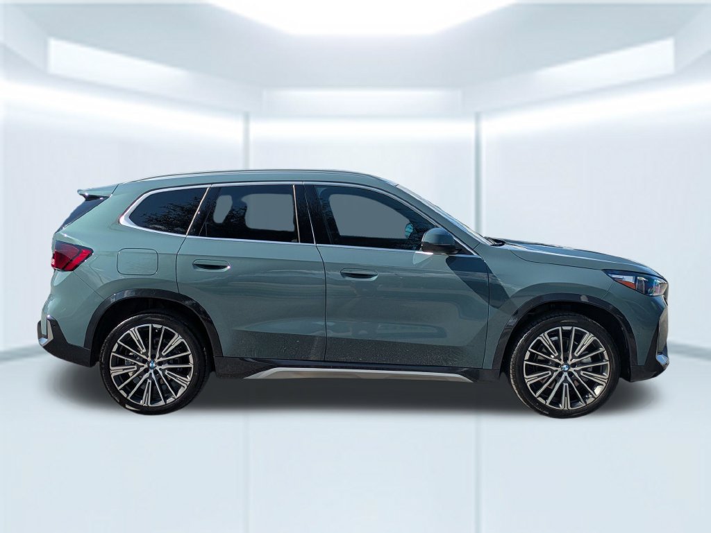 New 2027 BMW X1 xDrive28i AWD/4WD image 6