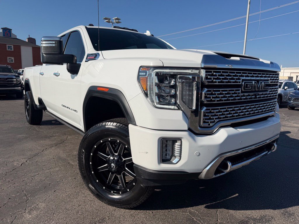 Used 2021 GMC Sierra 3500 Denali w/ Denali Ultimate Package AWD/4WD image 2