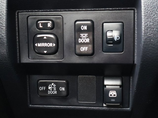 Used 2017 Toyota Tundra SR5 w/ TRD Off Road Package AWD/4WD image 16