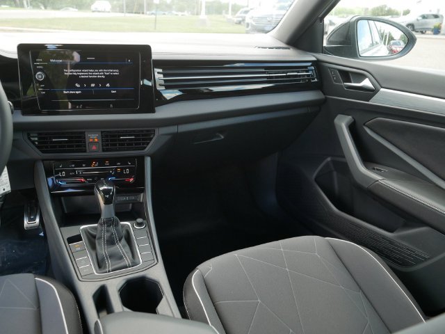New 2026 Volkswagen Jetta Sport FWD image 10