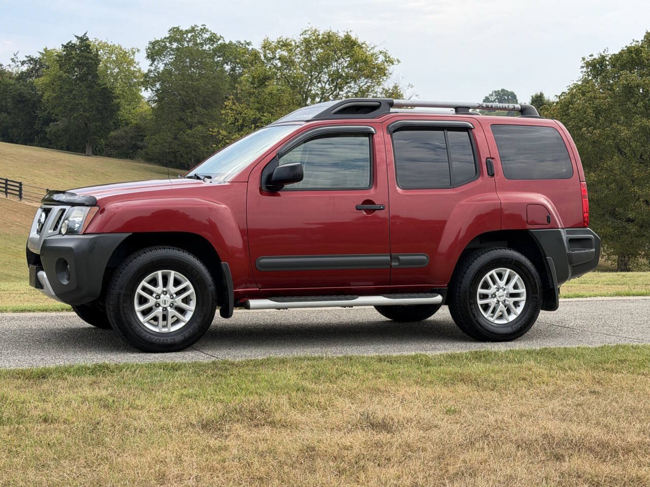 Used 2014 Nissan Xterra S AWD/4WD image 4