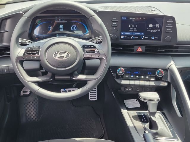 New 2026 Hyundai Elantra Sport FWD image 6