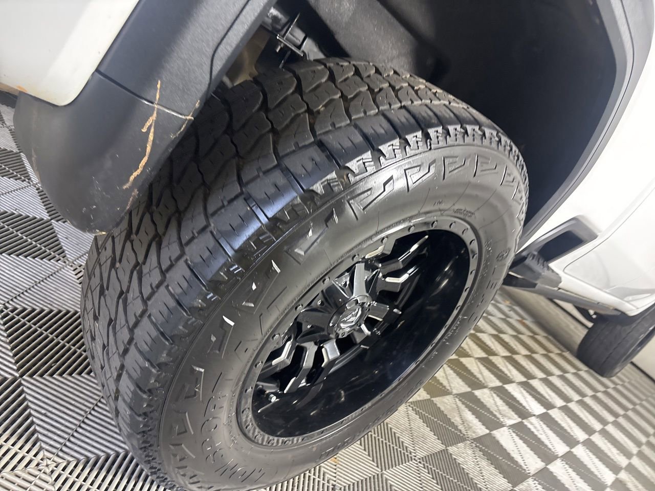 Used 2020 GMC Sierra 2500 Denali w/ Denali Ultimate Package image 36