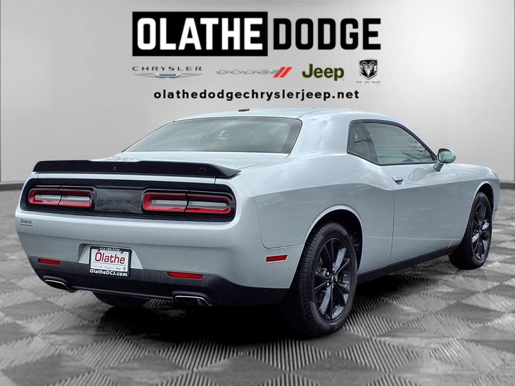 Used 2023 Dodge Challenger SXT w/ Blacktop Package image 25