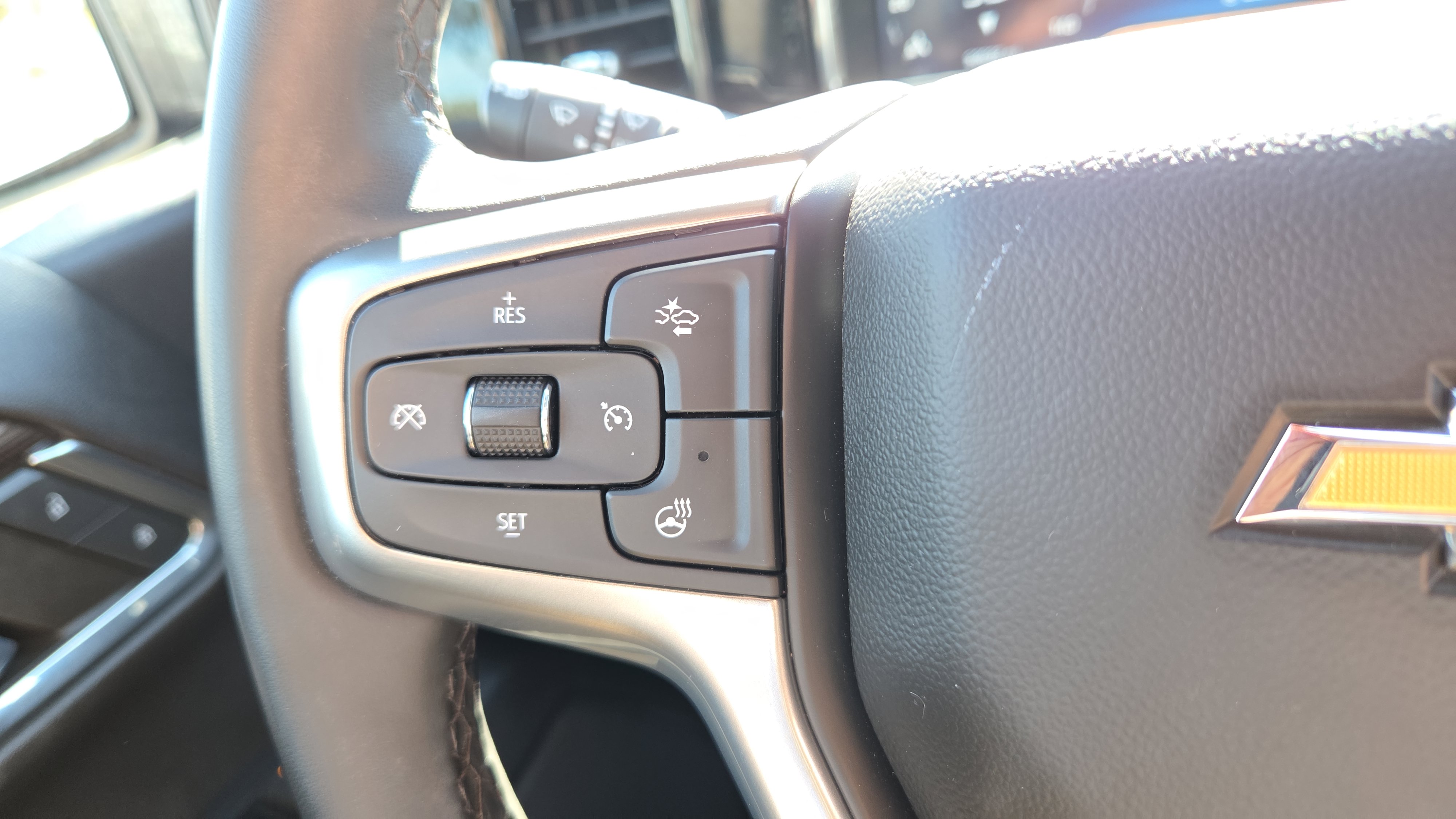 Used 2023 Chevrolet Silverado 1500 LT image 25