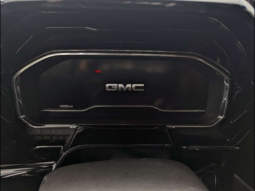 Used 2025 GMC Sierra 1500 Elevation w/ Elevation Premium Package AWD/4WD image 2