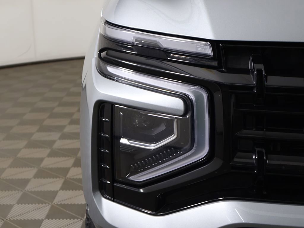 Used 2025 Chevrolet Tahoe Z71 AWD/4WD image 16