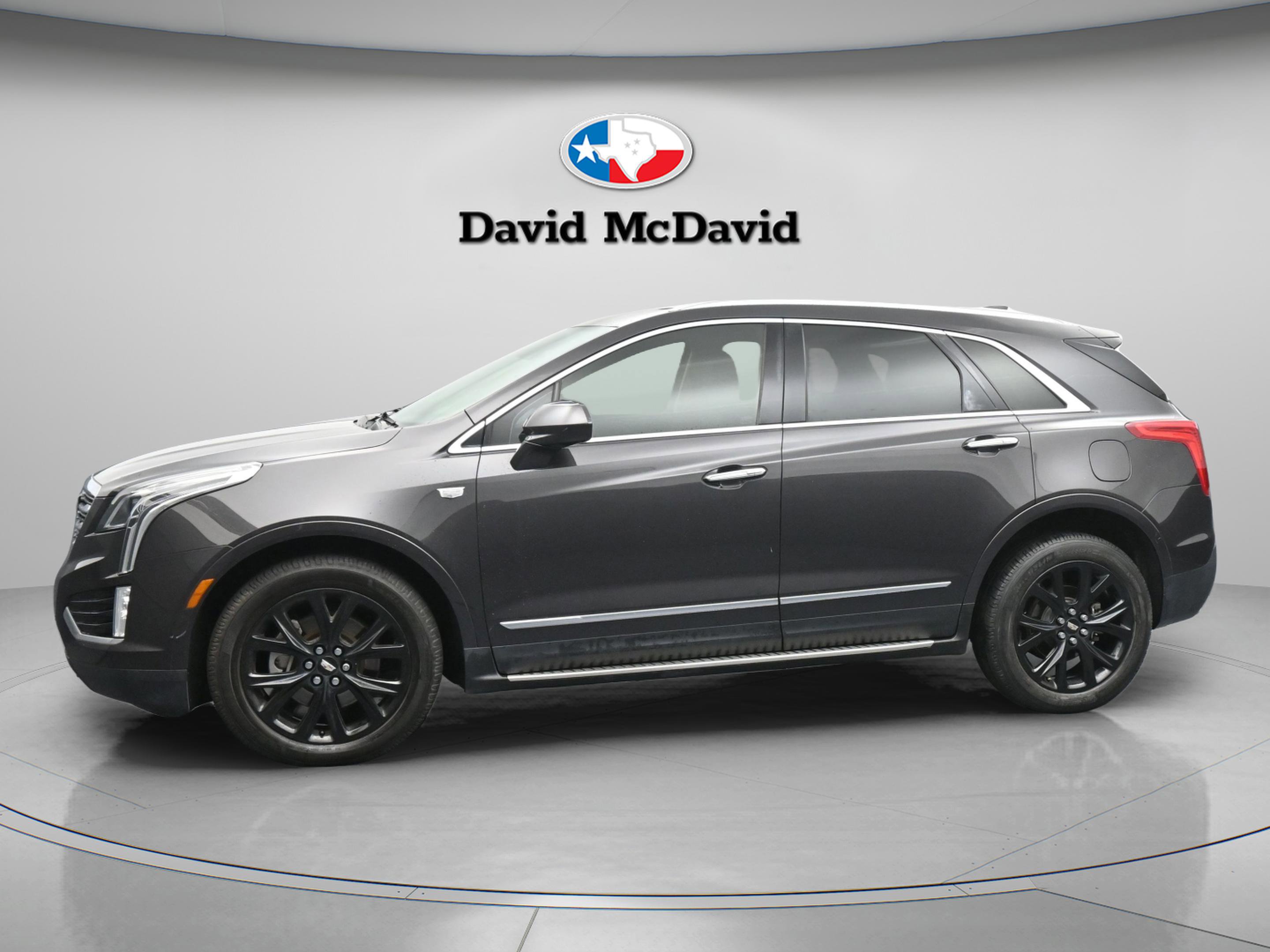 Used 2017 Cadillac XT5 Premium Luxury FWD image 5