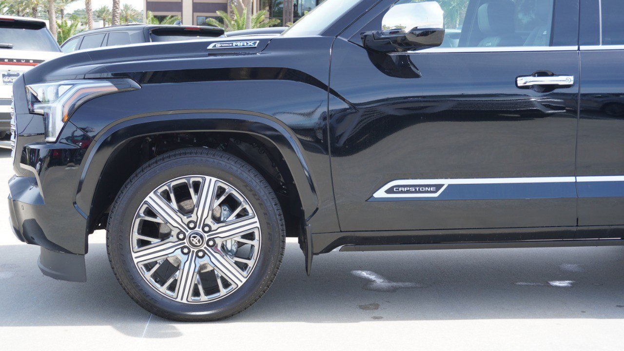 Used 2026 Toyota Sequoia Capstone image 10