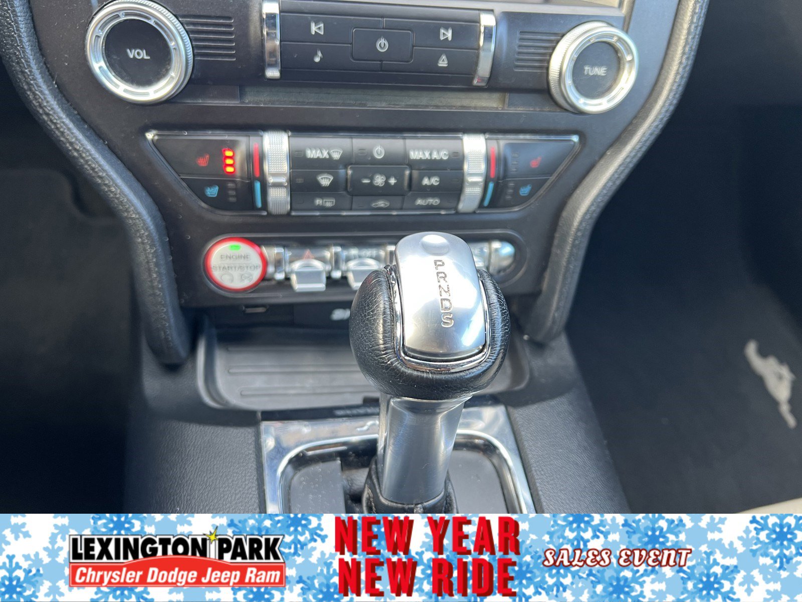 Used 2017 Ford Mustang GT Premium image 18