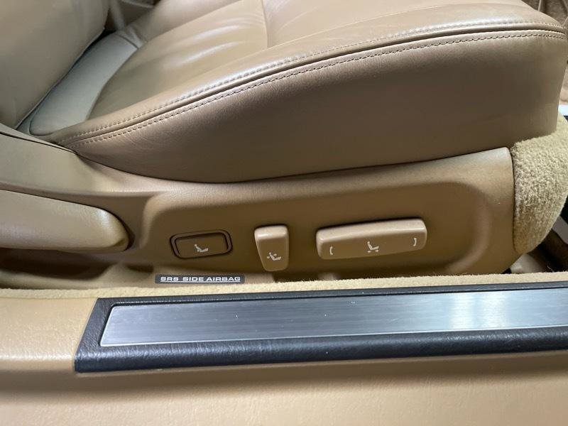 Used 2006 Lexus SC 430 Convertible image 36