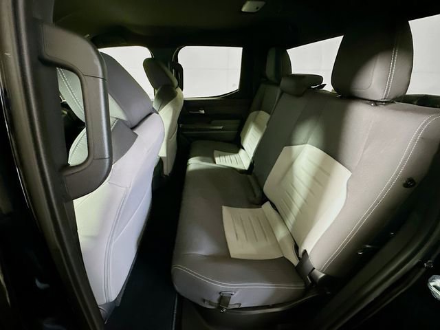 Certified 2025 Toyota Tacoma TRD Off-Road AWD/4WD image 22