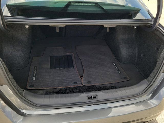Used 2019 Nissan Altima 2.5 SR w/ SR Premium Package image 9