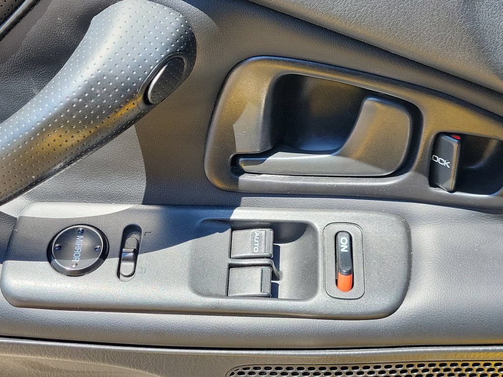 Used 2001 Honda S2000 image 11