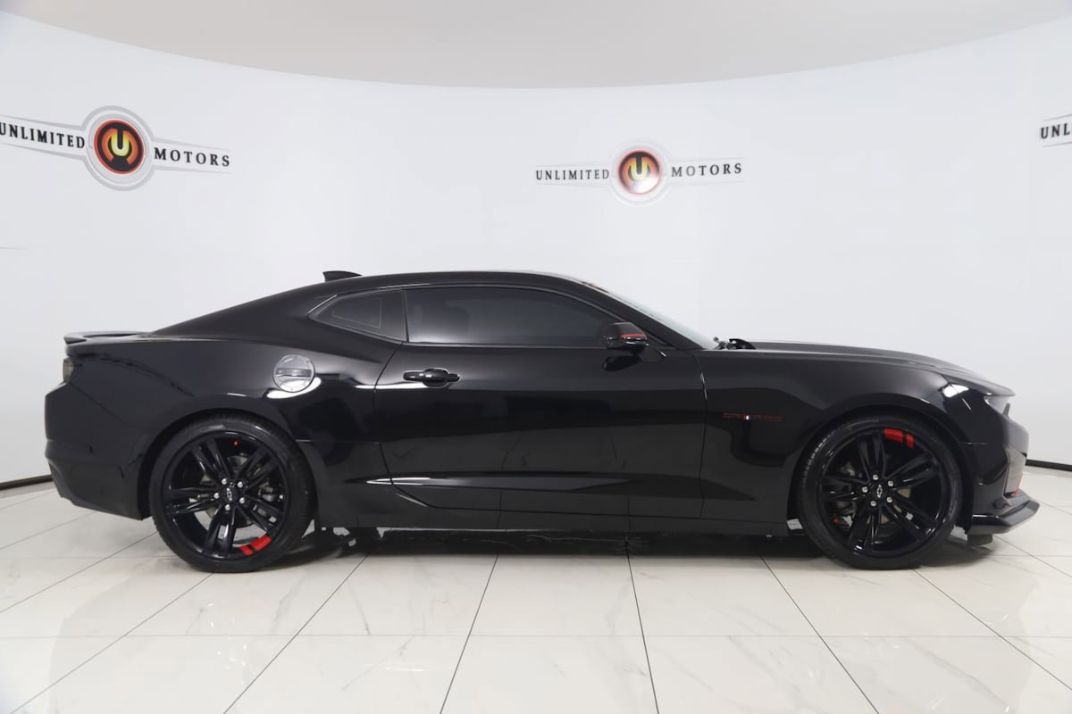 Used 2023 Chevrolet Camaro LT w/ Redline Edition RWD image 2