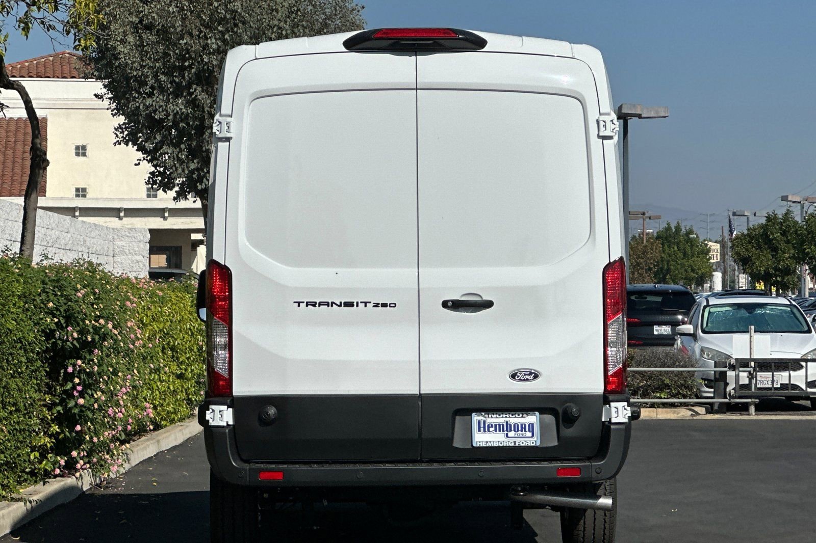 New 2026 Ford Transit 250 148 Medium Roof w/ Load Area Protection Package image 5