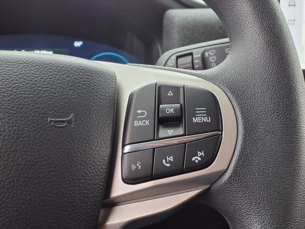 New 2026 Ford Explorer Active RWD image 15
