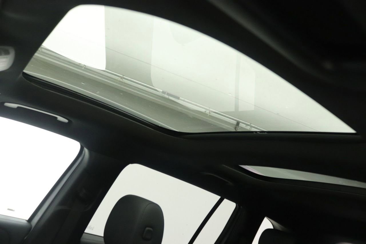 New 2026 Mercedes-Benz GLB 250 image 14