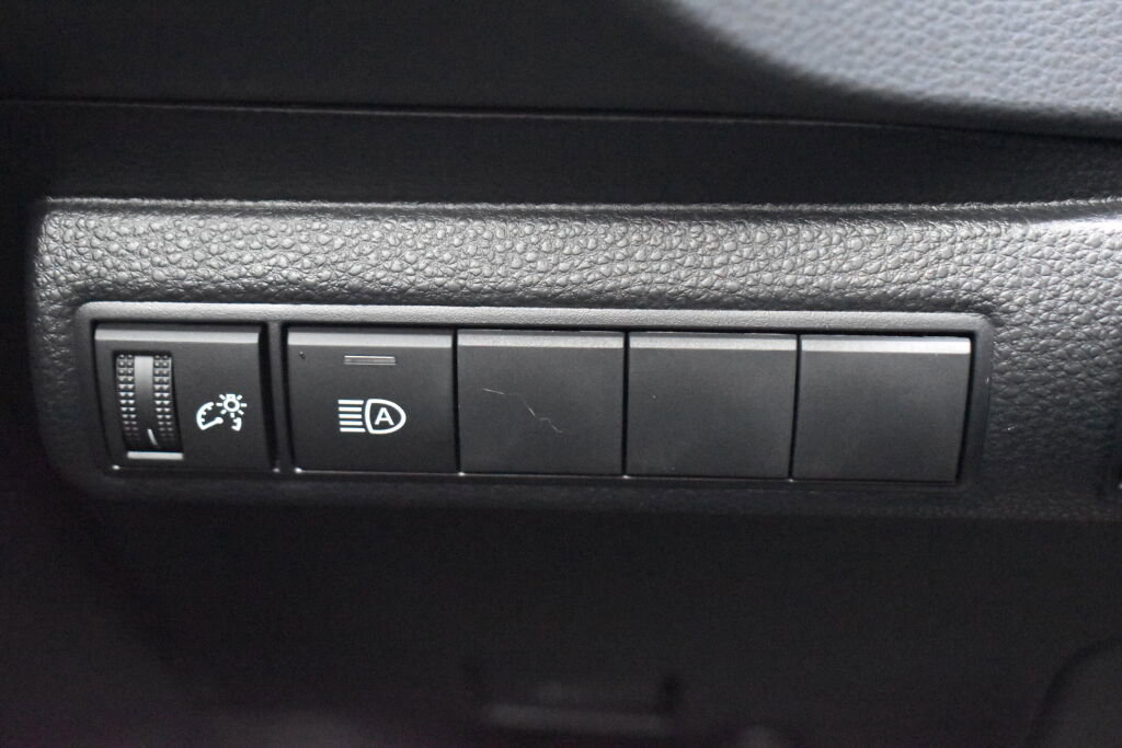 Certified 2026 Toyota Corolla LE image 15