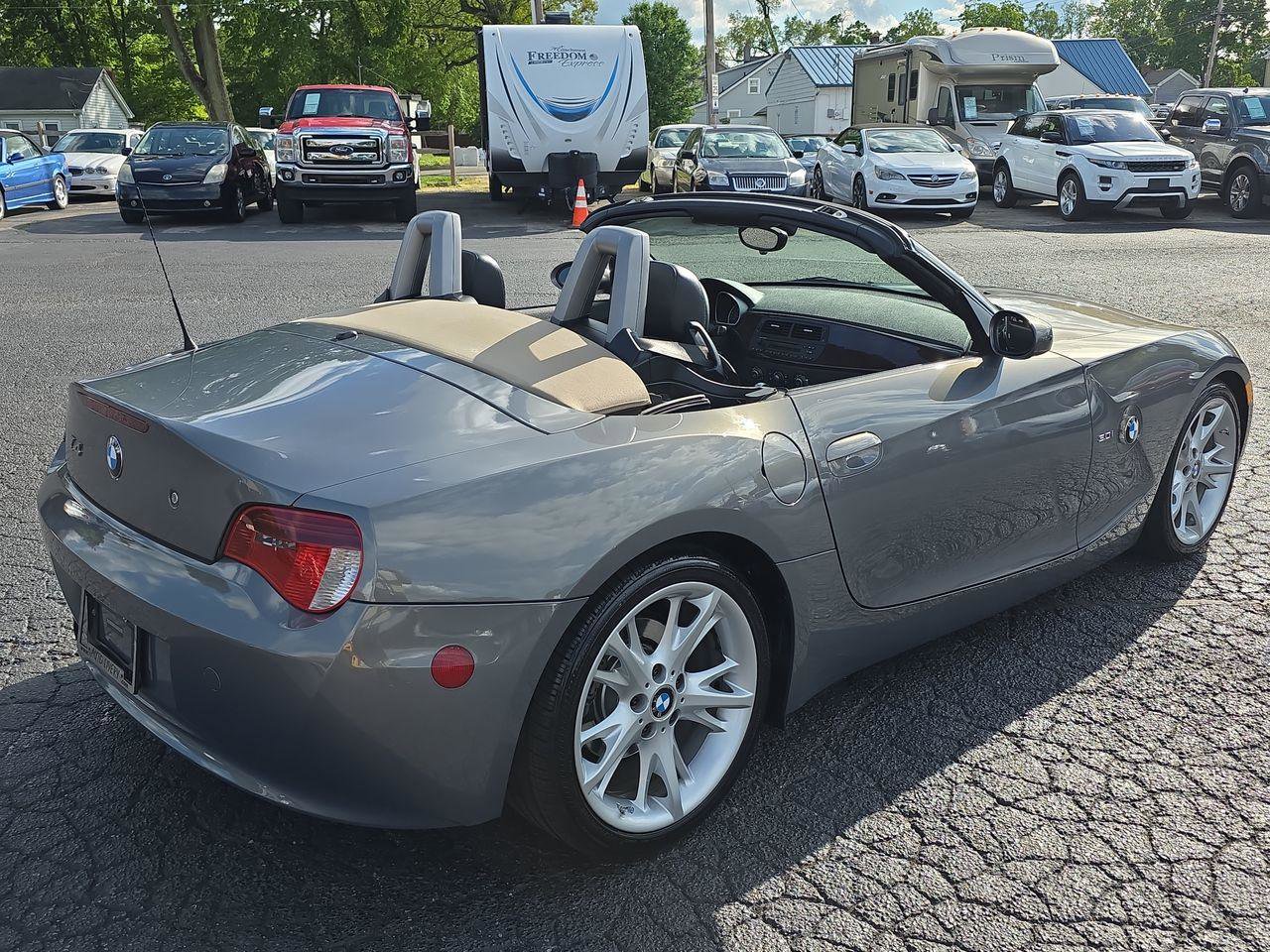 Used 2008 BMW Z4 3.0i RWD image 2