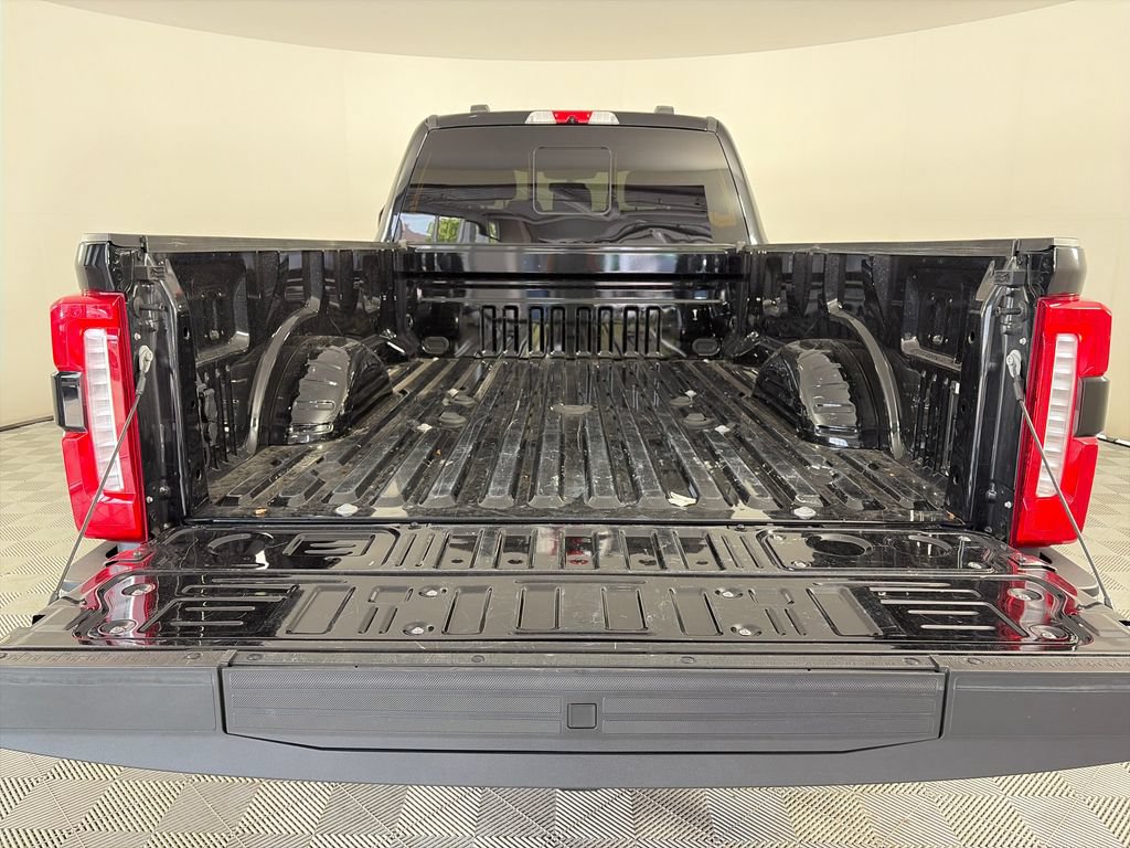 Used 2023 Ford F350 Lariat w/ Lariat Ultimate Package AWD/4WD image 28