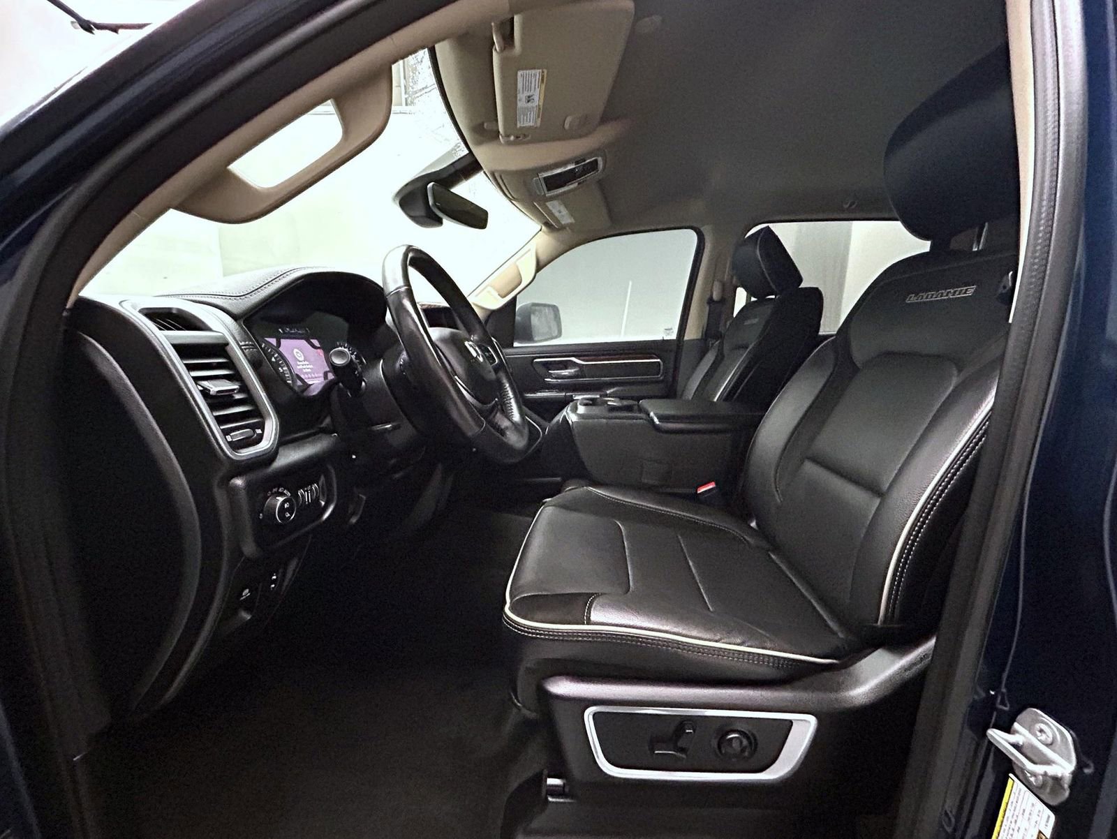 Used 2020 RAM 1500 Laramie AWD/4WD image 10