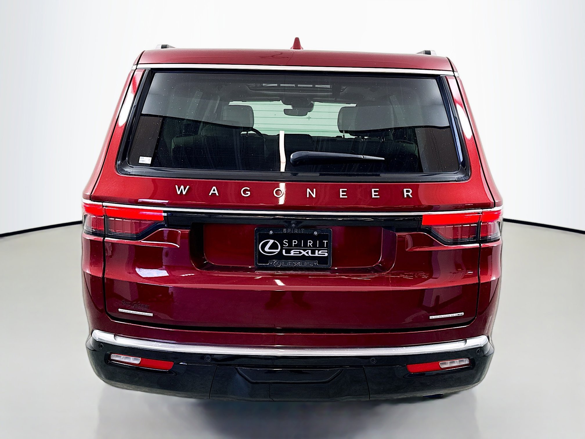 Used 2023 Jeep Wagoneer Series II w/ Premium Group I image 6