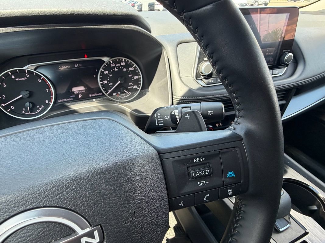 Used 2025 Nissan Rogue SV AWD/4WD image 32