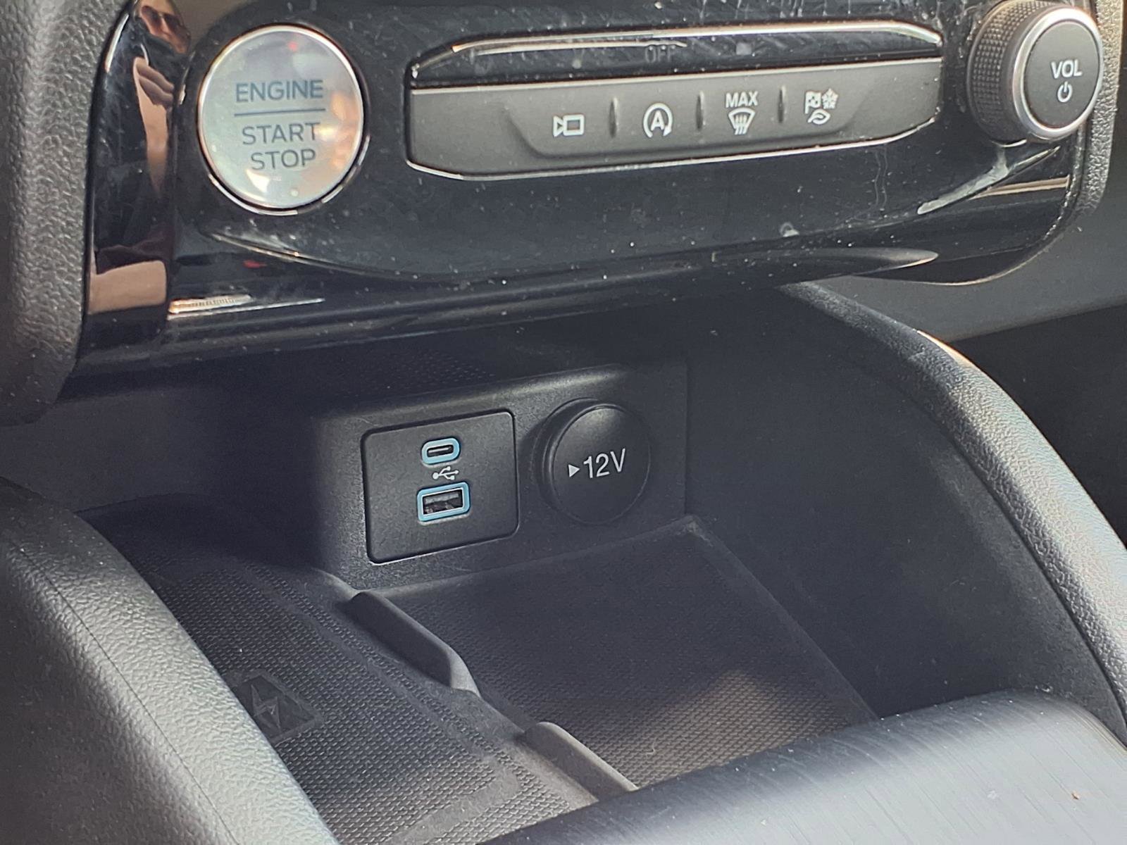 Used 2023 Ford Escape Active w/ Tech Pack #2 AWD/4WD image 14