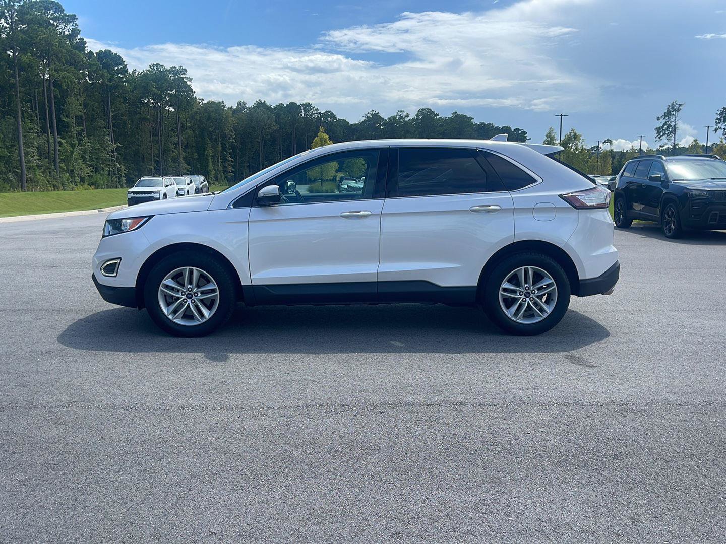 Used 2018 Ford Edge SEL w/ Equipment Group 201A AWD/4WD image 4