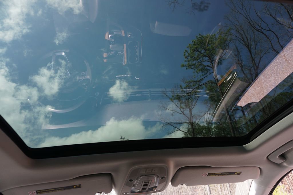 Used 2017 Audi Q7 3.0T Prestige image 12