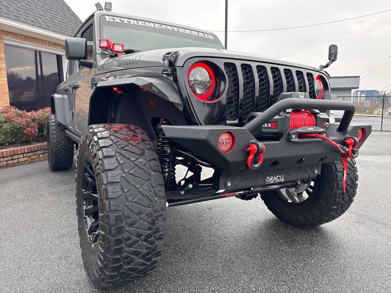 Used 2021 Jeep Gladiator Sport image 7