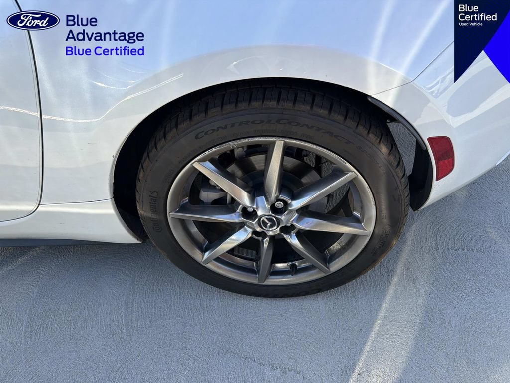 Used 2022 MAZDA MX-5 Miata RF Grand Touring w/ Weather Package RWD image 13