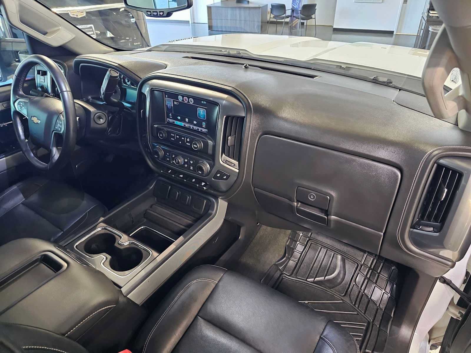 Used 2015 Chevrolet Silverado 3500 LTZ AWD/4WD image 11