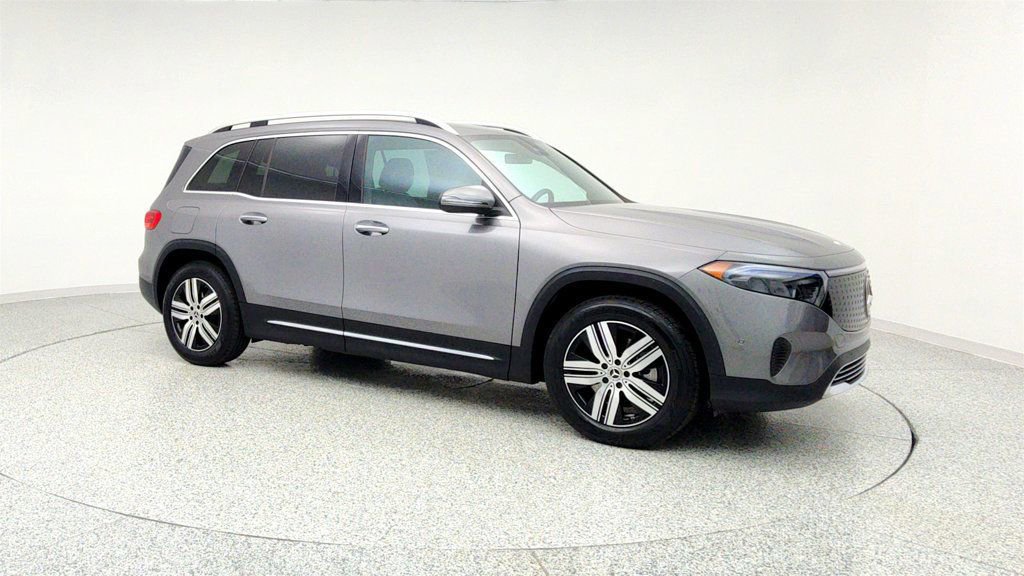Used 2024 Mercedes-Benz EQB 250+ image 3