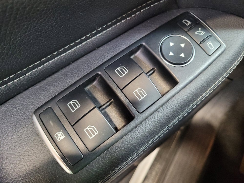Used 2018 Mercedes-Benz GLE 350 w/ Premium 1 Package image 27