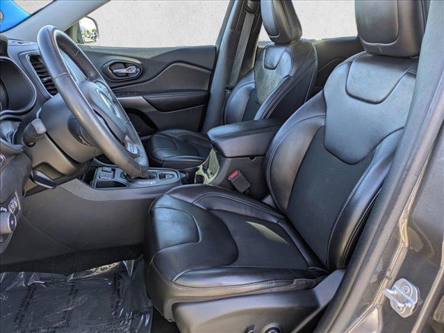 Used 2020 Jeep Cherokee Latitude Plus FWD image 15