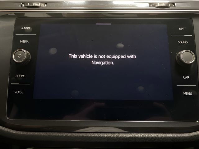 Used 2022 Volkswagen Tiguan SE FWD image 37