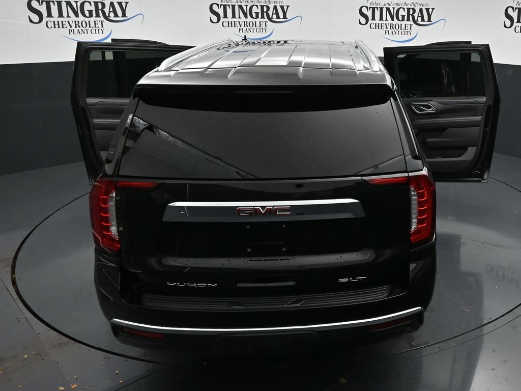 Used 2021 GMC Yukon XL SLT w/ Rear Media and Nav Package AWD/4WD image 35